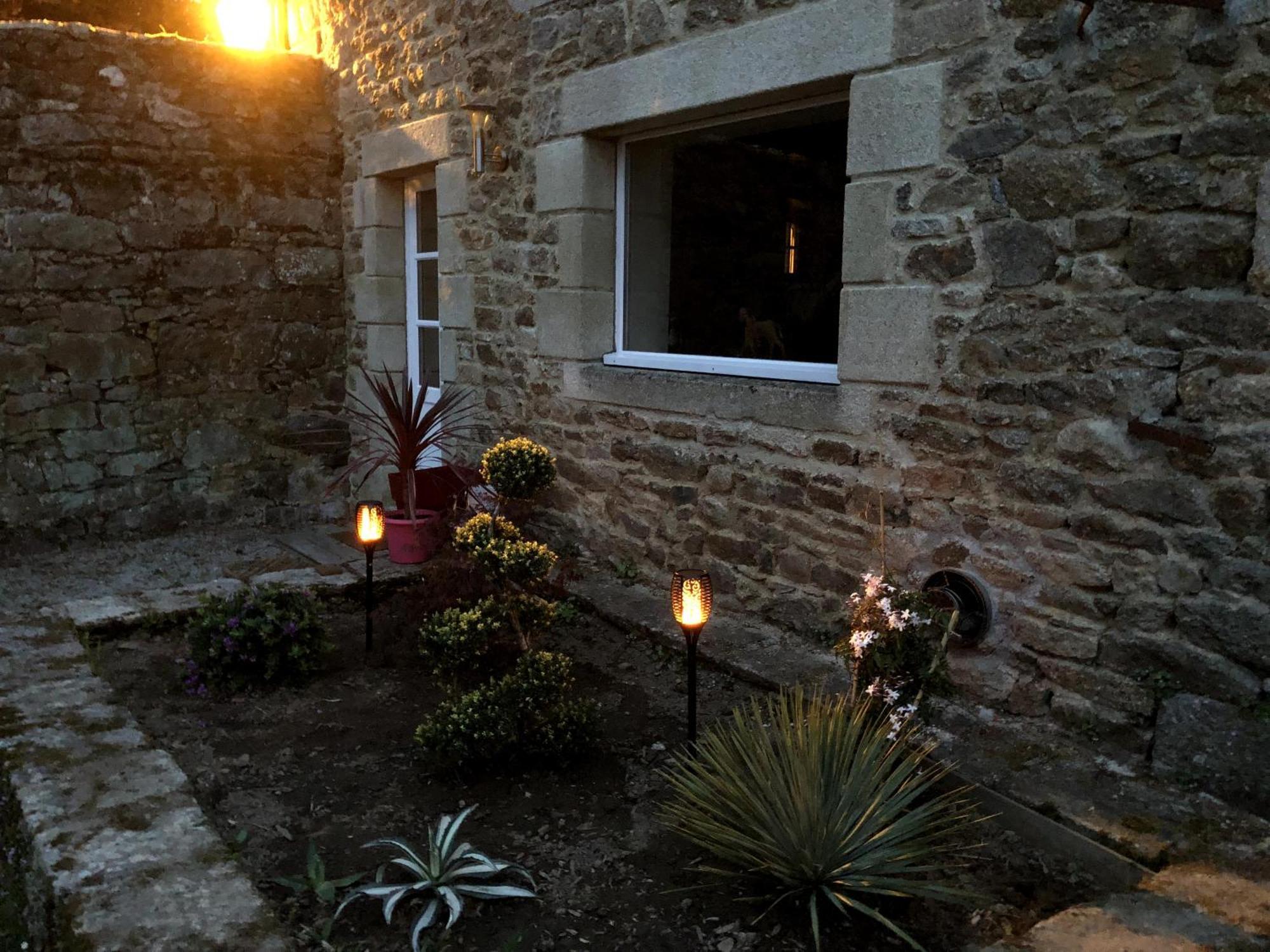 Les Gites De Roz-Maria Quintin Buitenkant foto
